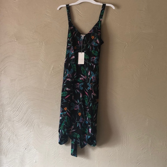 a new day Dresses & Skirts - Black floral print summer dress, s. L wrinkle free